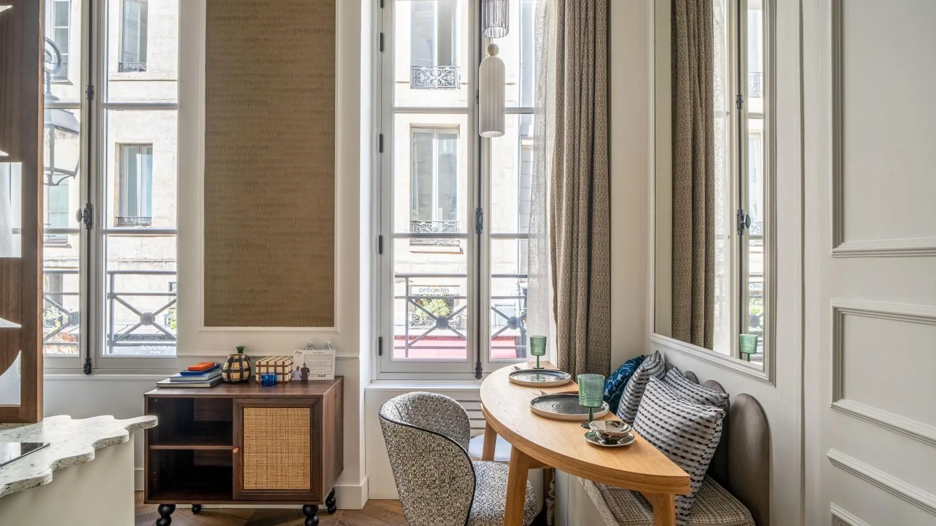 Le Saint-pere - Saint-germain Chic * Paris